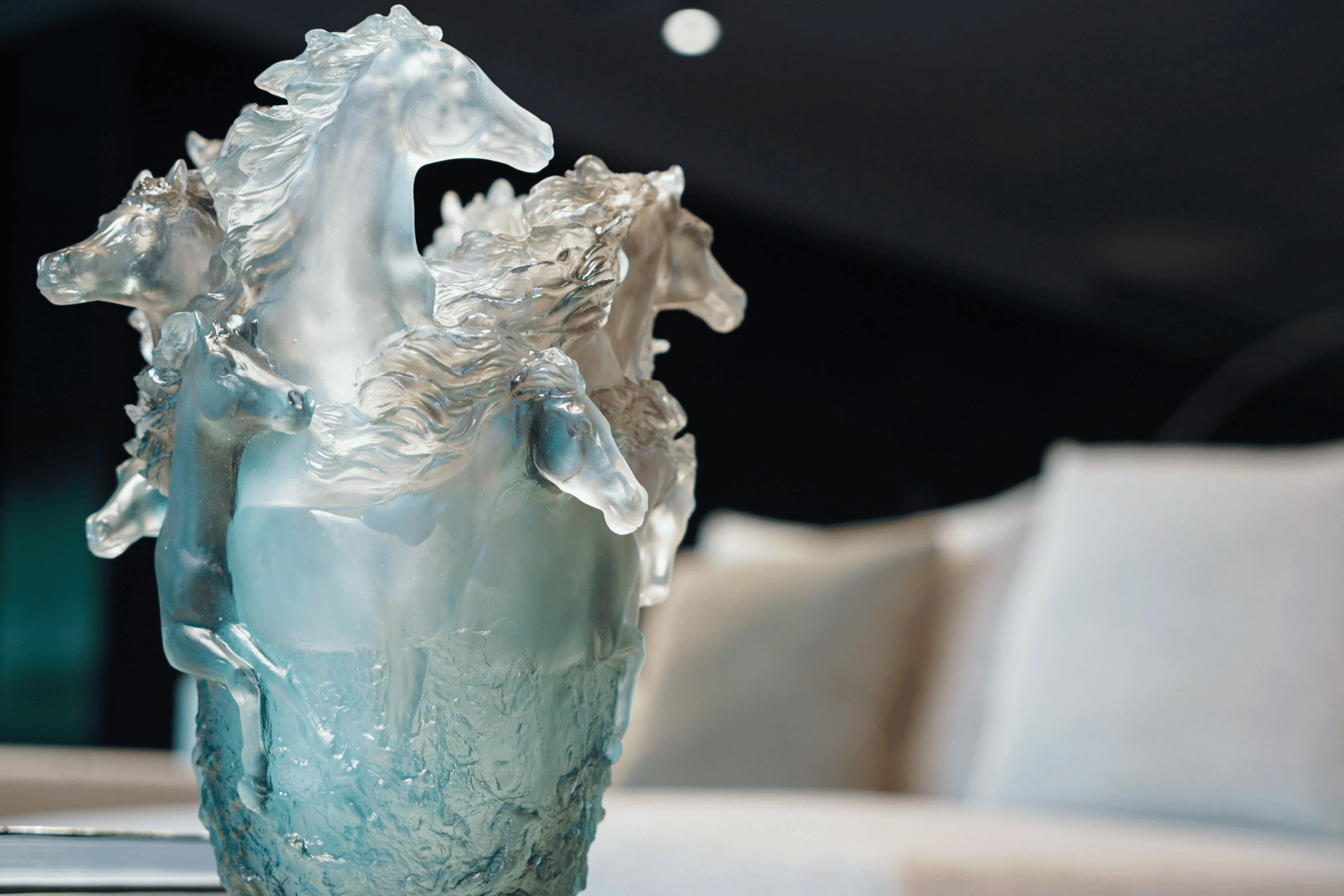 Bộ sưu tập Daum thể hiện tinh hoa thủ công pha lê Pháp