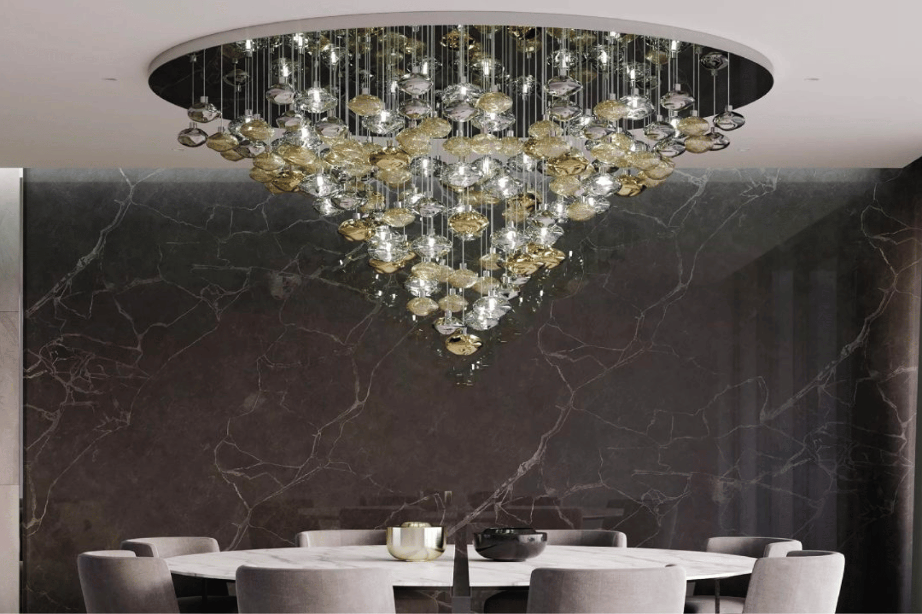 Sans Souci là thương hiệu đèn nghệ thuật thủy tinh cao cấp từ châu Âu, nơi ánh sáng trở thành ngôn ngữ thiết kế mang tính kiến trúc.