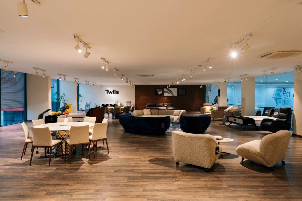 Showroom nội thất cao cấp