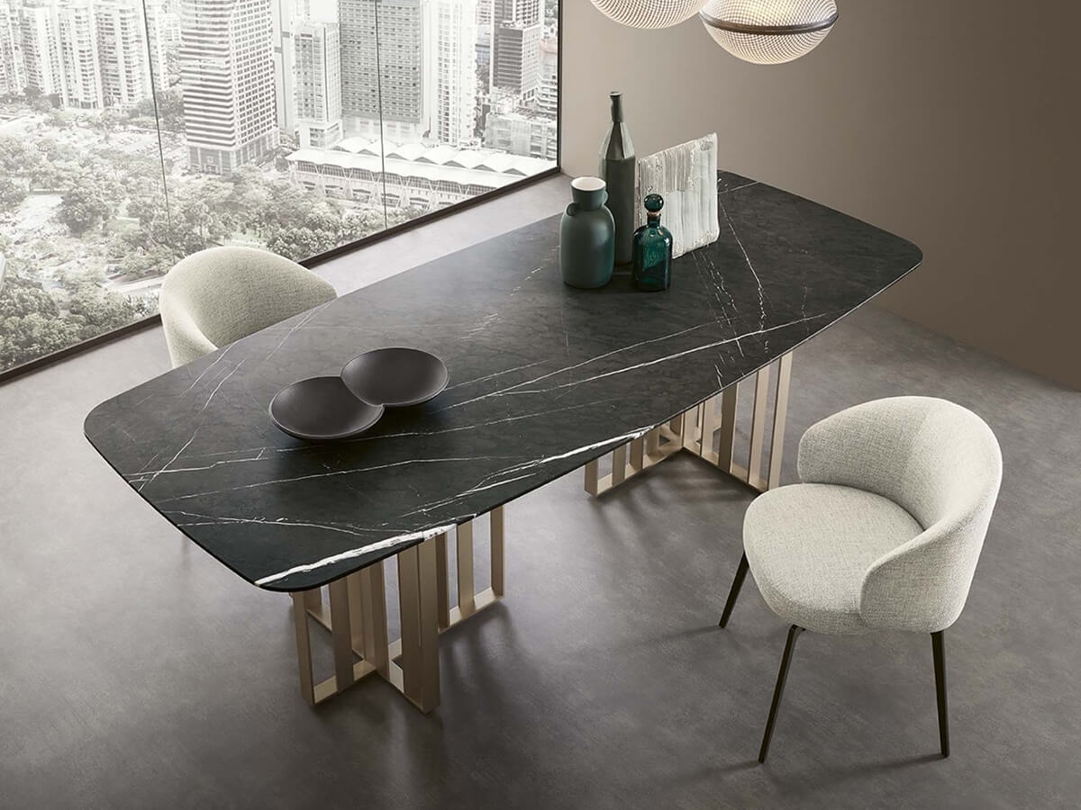 Bàn ăn nhập khẩu mặt đá marble